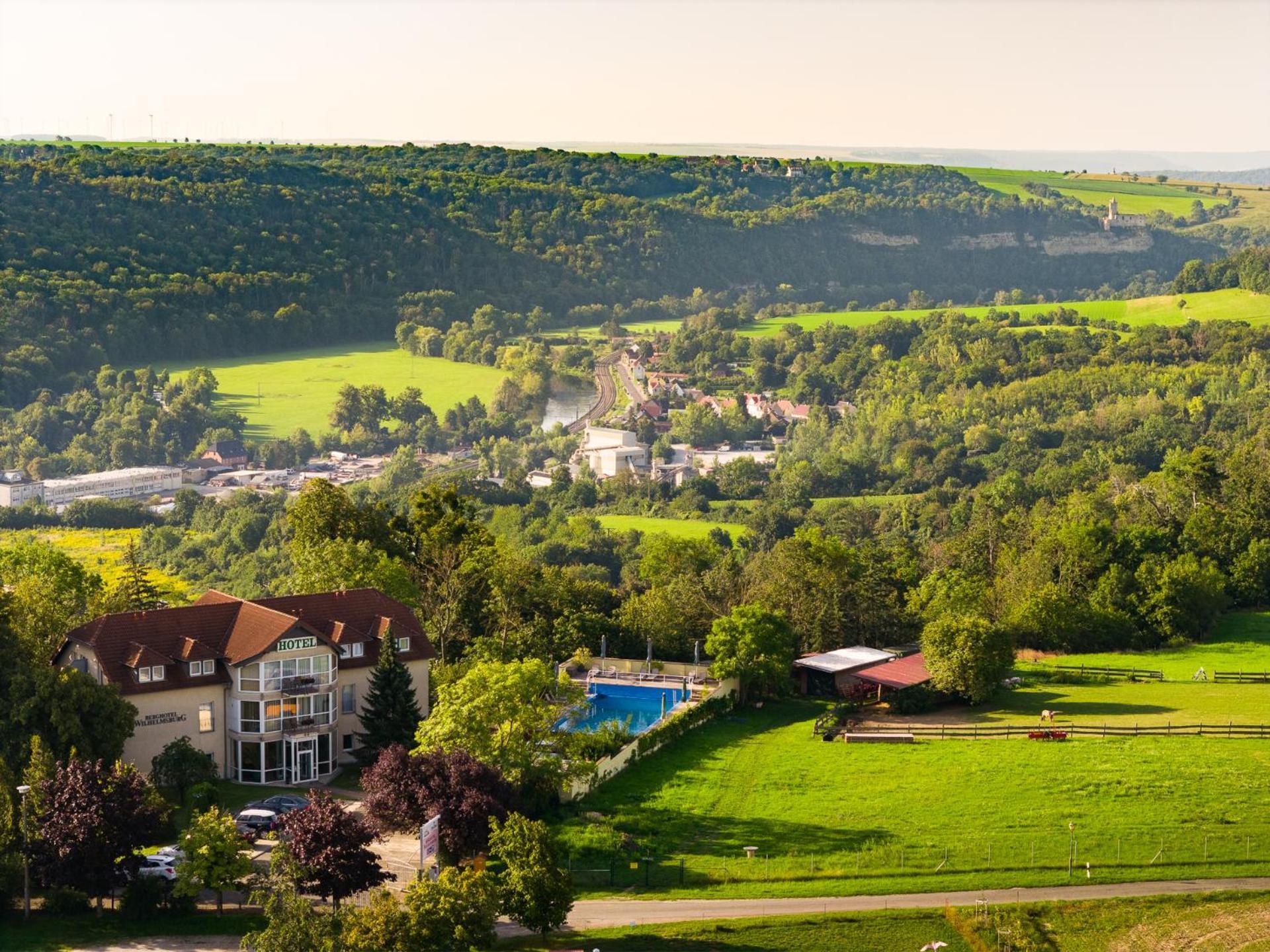 Berghotel Wilhelmsburg Bad Kosen Bagian luar foto