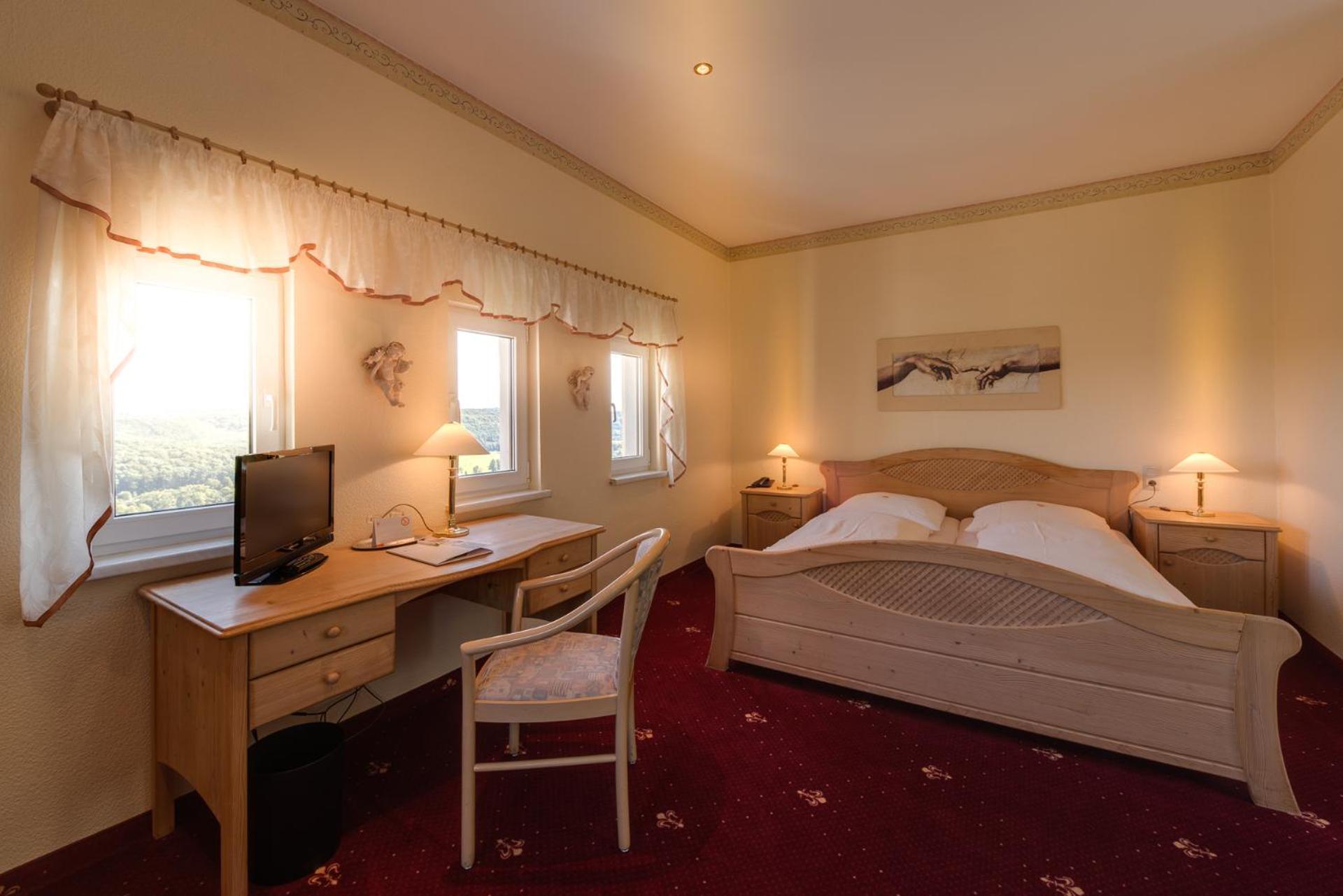 Berghotel Wilhelmsburg Bad Kosen Ruang foto