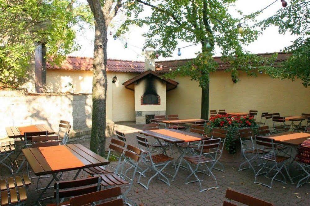 Berghotel Wilhelmsburg Bad Kosen Bagian luar foto